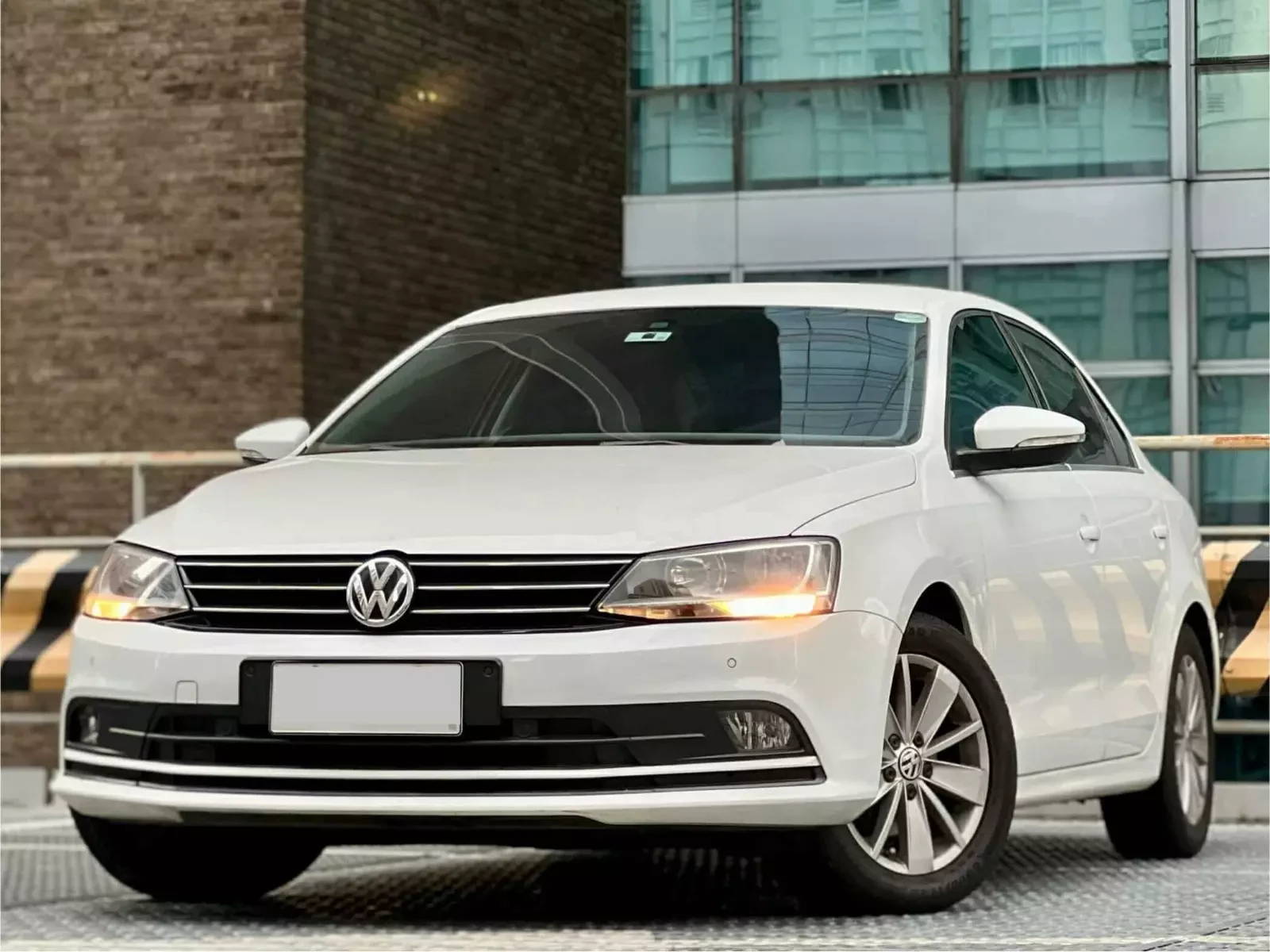 Used 1
                    VOLKSWAGEN
                     for Sale Image