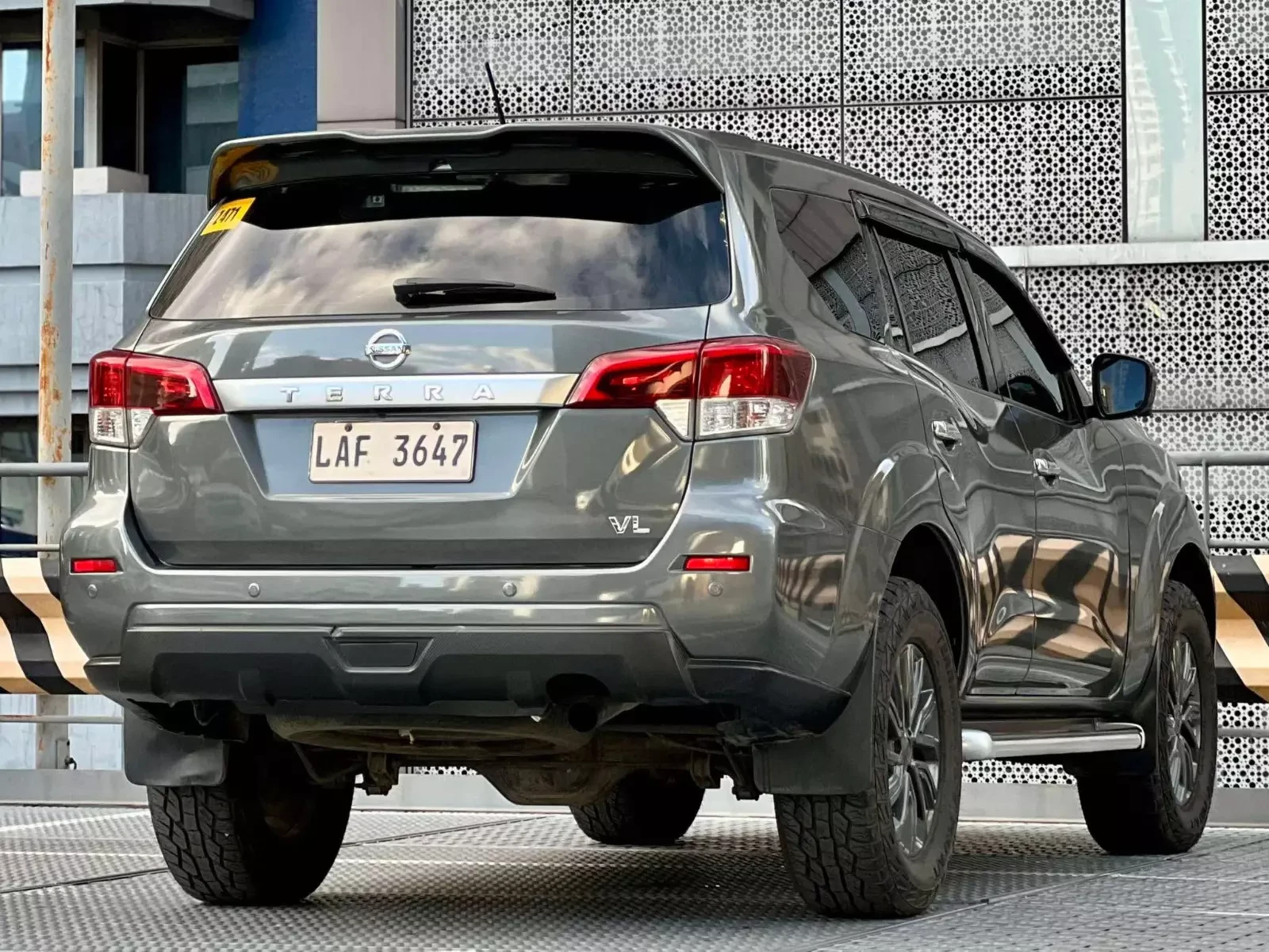 Used 1
                    NISSAN
                     for Sale Image