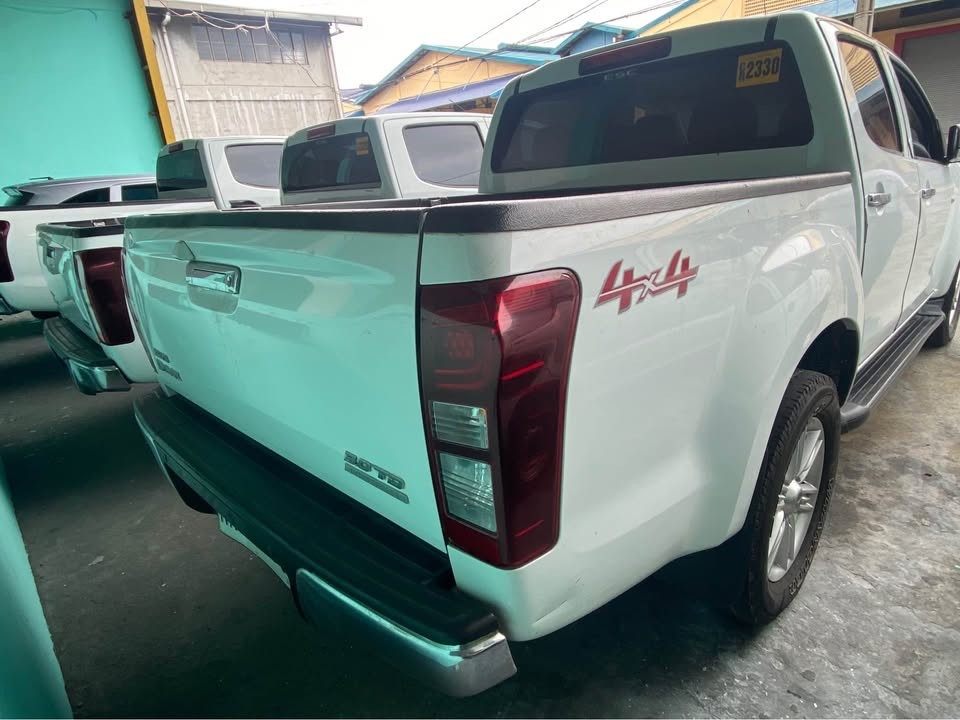 Used 1
                    ISUZU
                     for Sale Image