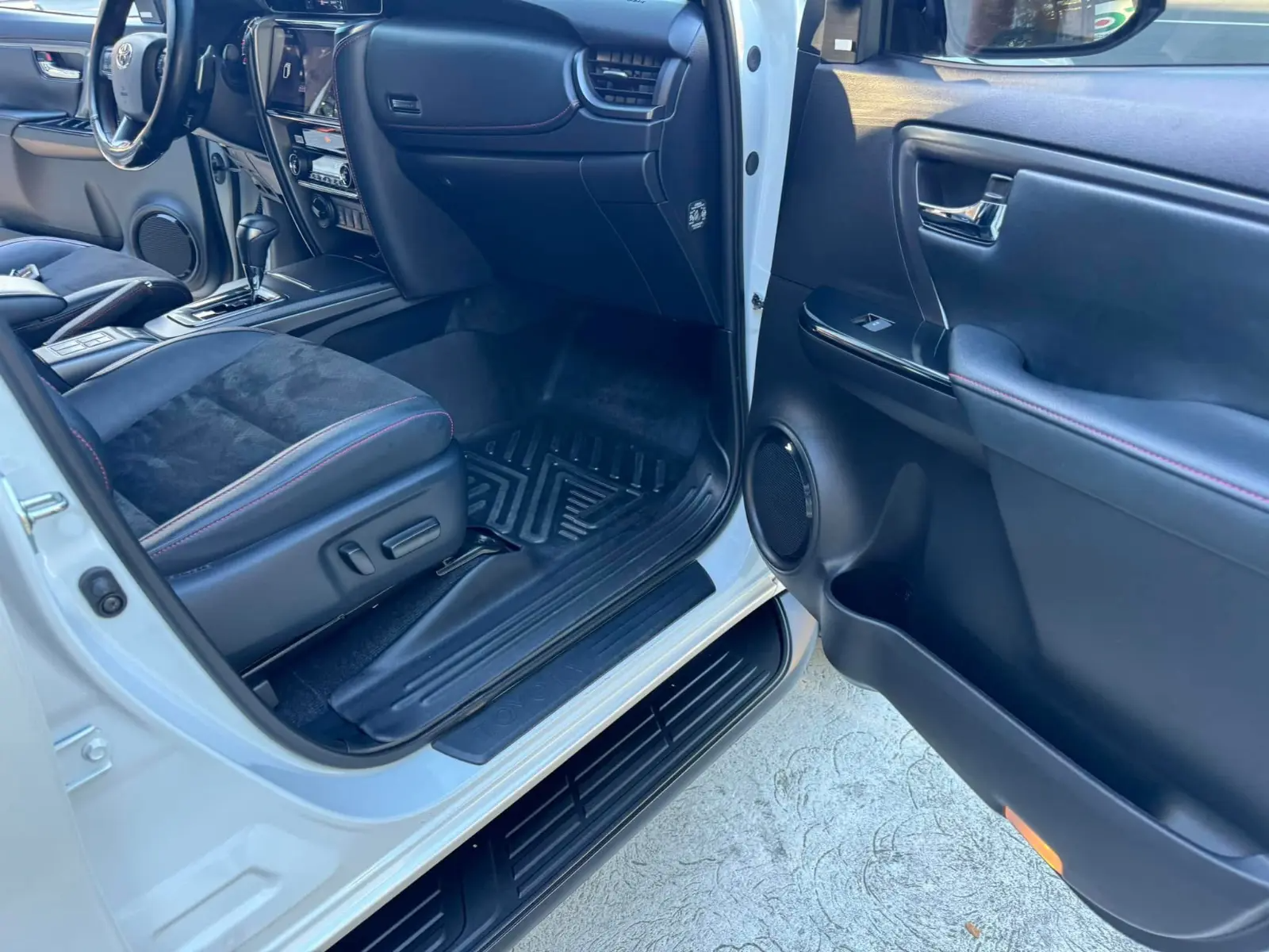 Used 1
                    TOYOTA
                     for Sale Image