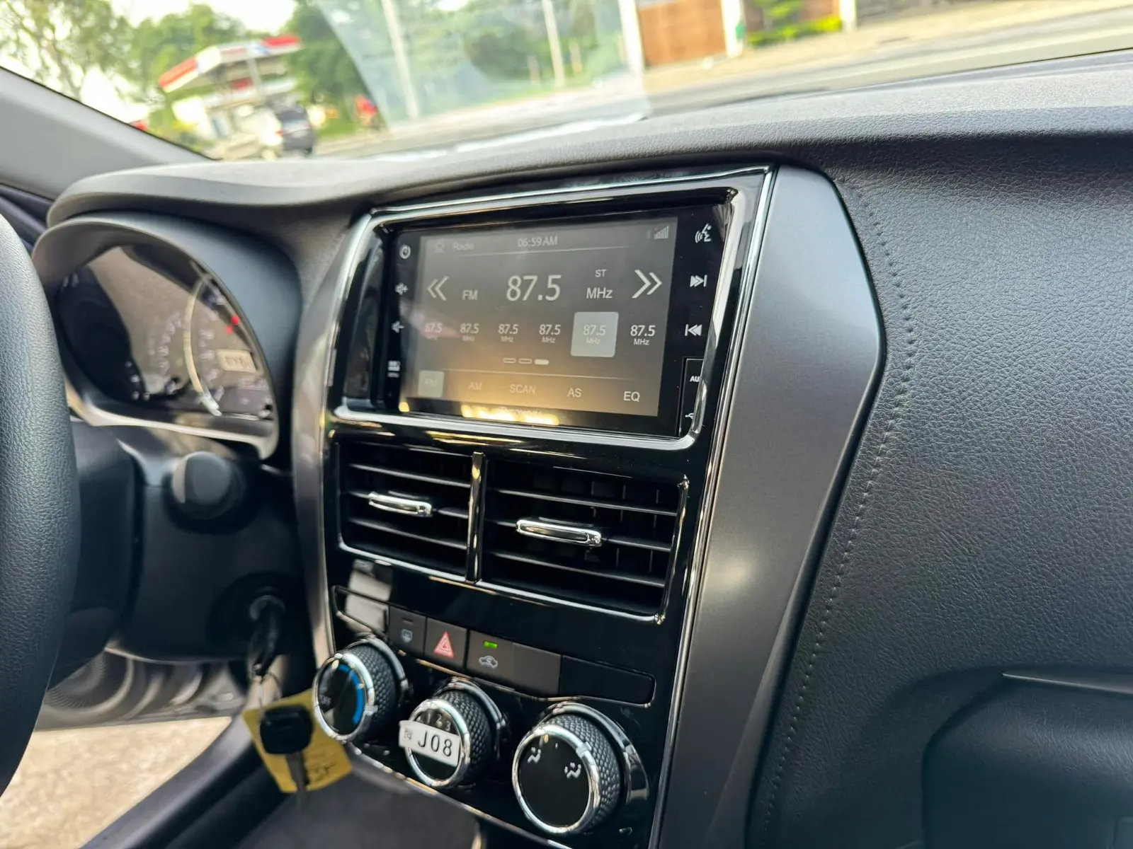 Used 1
                    TOYOTA
                     for Sale Image